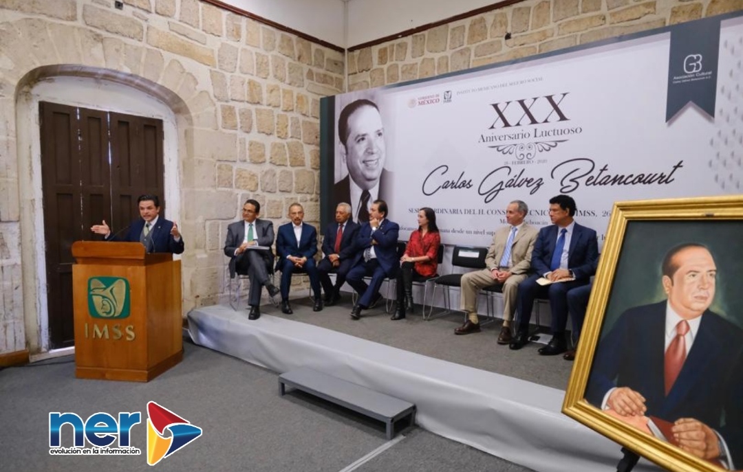 IMSS rinde homenaje al ex director general Carlos Gálvez Betancourt